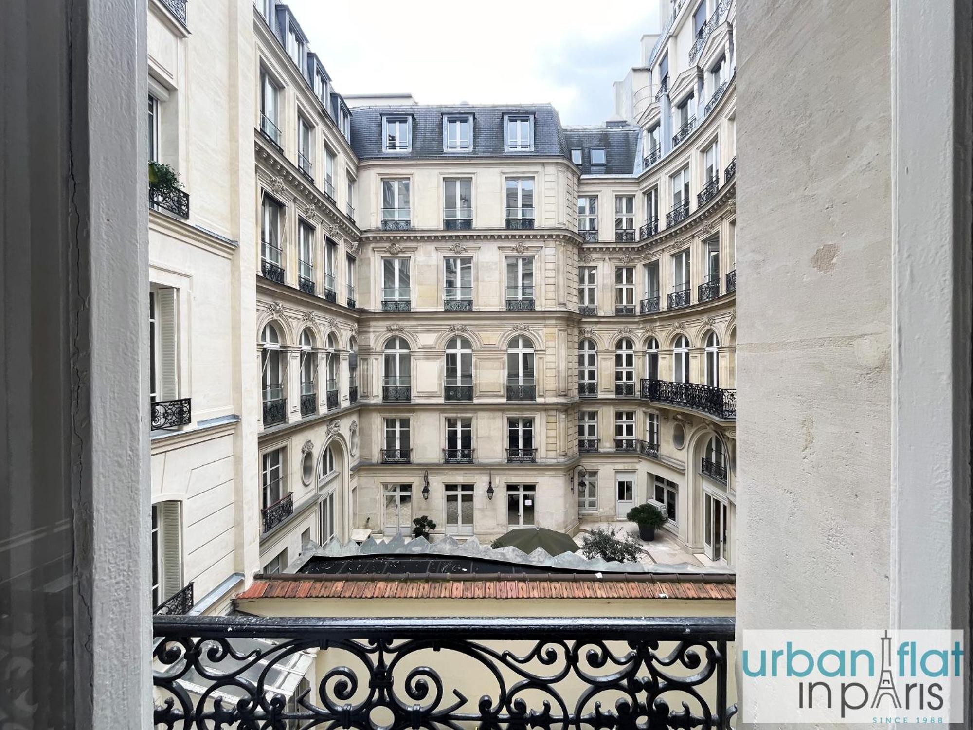 Apartment 90 - Karl Lagerfeld Lafayette *